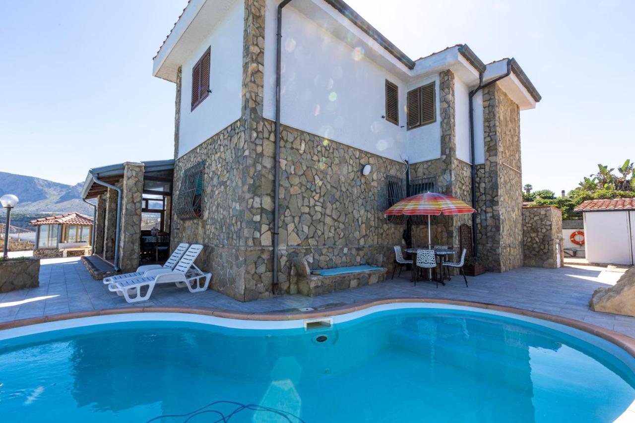 Casa Vacanza Barbera - In Riva Al Mare Villa Trappeto  Eksteriør billede