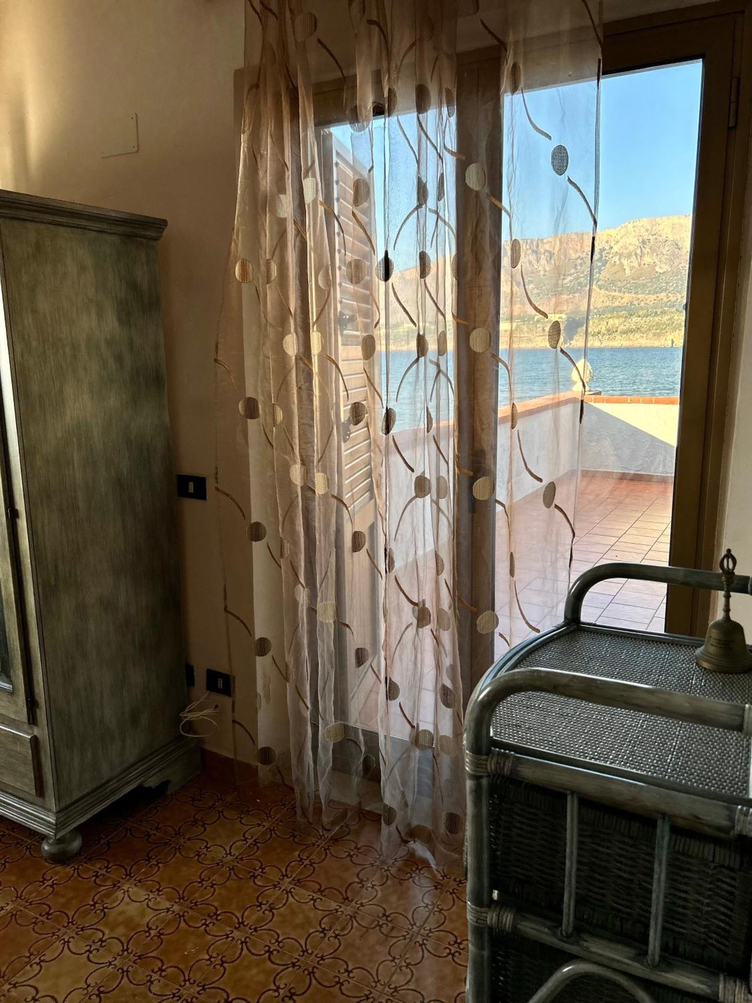 Casa Vacanza Barbera - In Riva Al Mare Villa Trappeto  Eksteriør billede