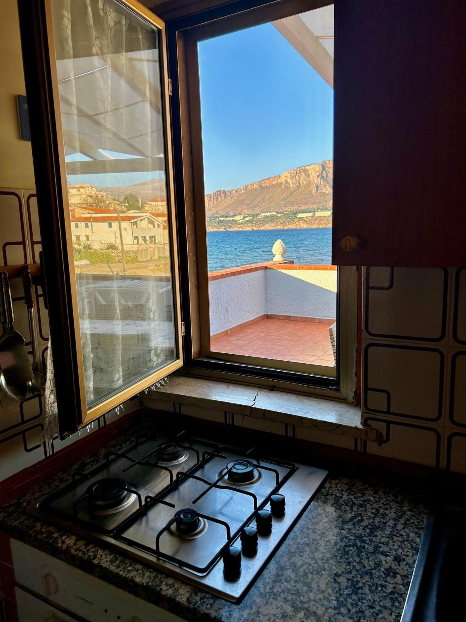 Casa Vacanza Barbera - In Riva Al Mare Villa Trappeto  Eksteriør billede